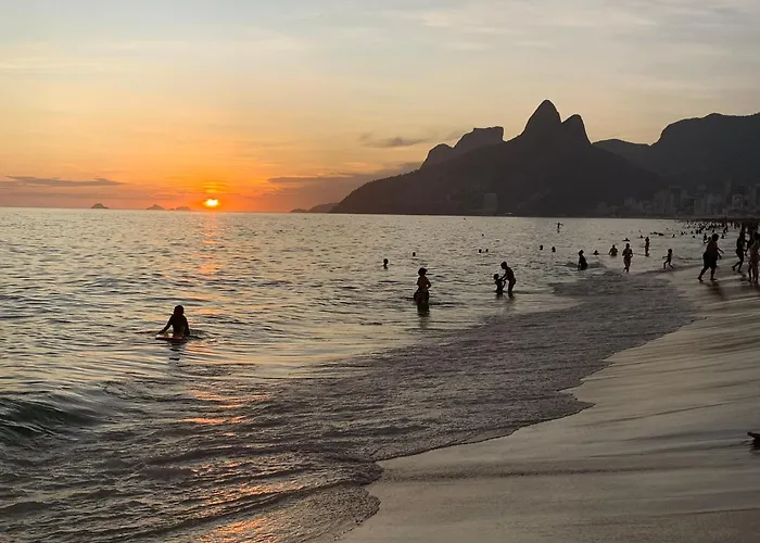 Ao Lado Da Praia Em Ipanema Leblon Rio de Janeiro